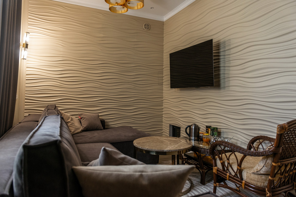 Дом с бассейном