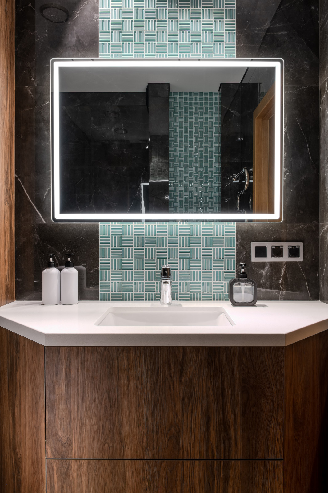 Обложка проекта: Сержантова 80 кв.м.