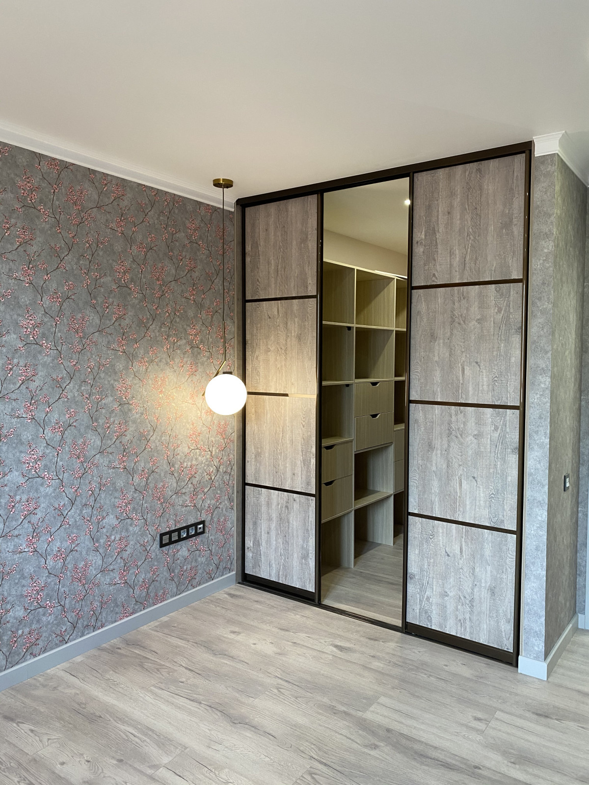 Дизайнерский ремонт салона красоты