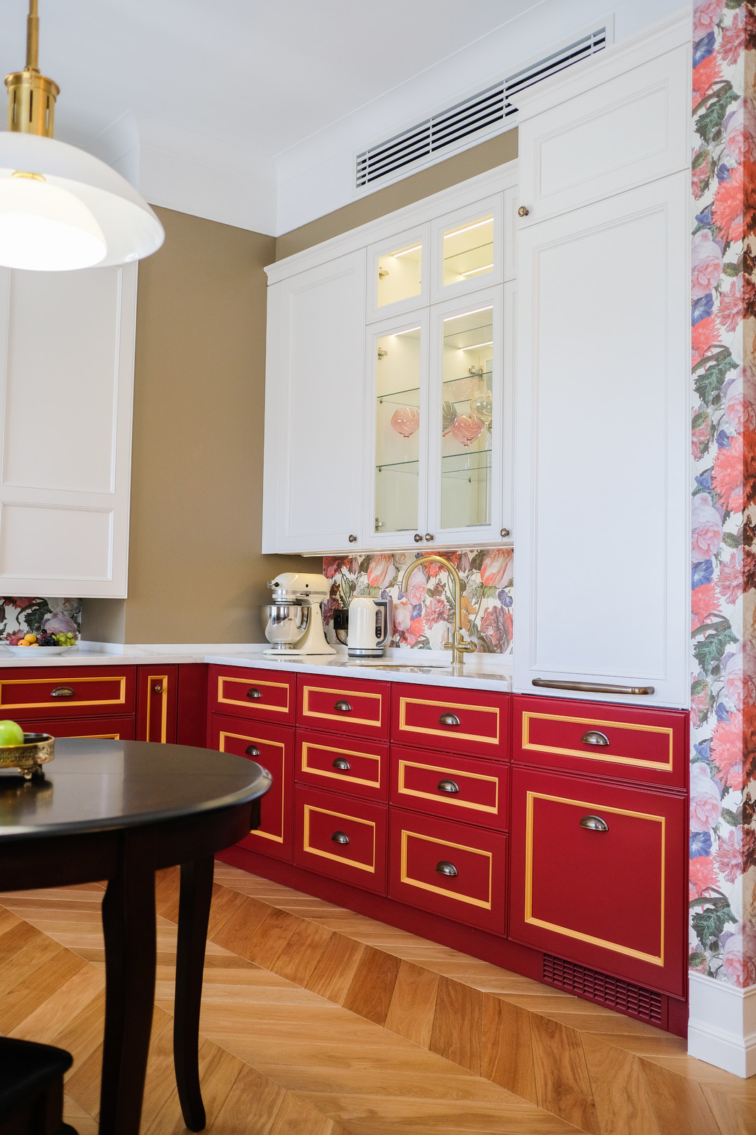 Воскрешение феникса. Кухня установлена в Казани.