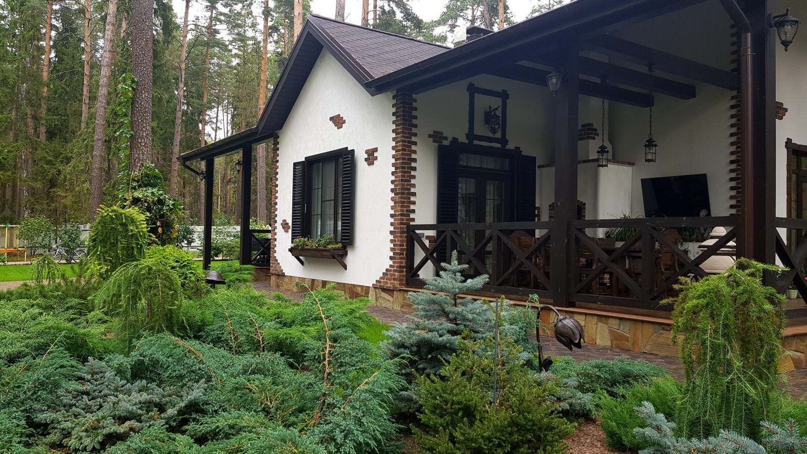 «Пряничный домик» в сосновом бору