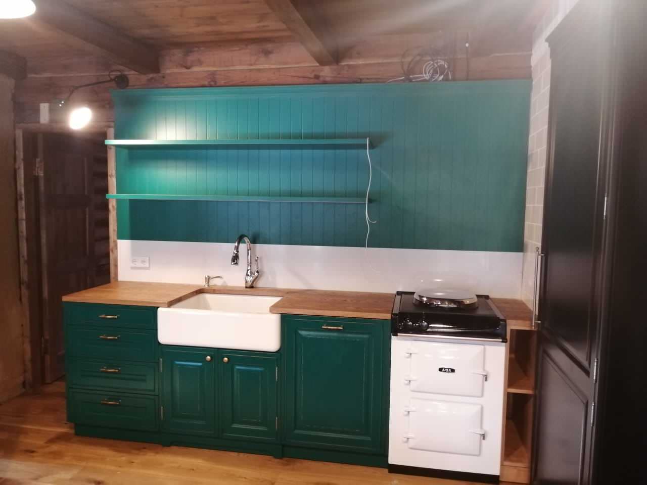 Обложка проекта: Кухня из массива дуба