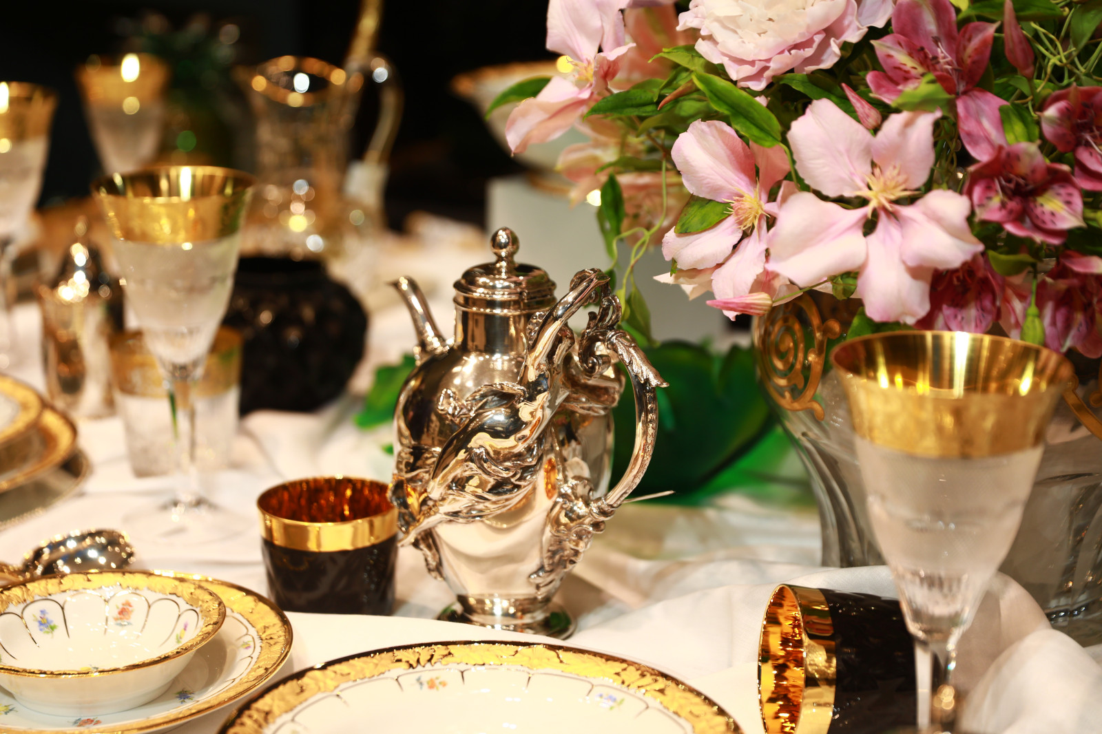 Обложка проекта: The table setting. Сlassic