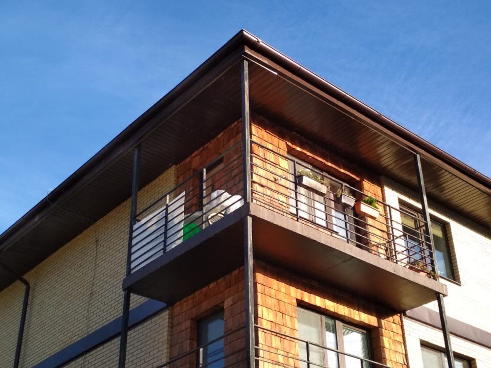 Обложка проекта: Безрамное остекление балкона (Юкки)