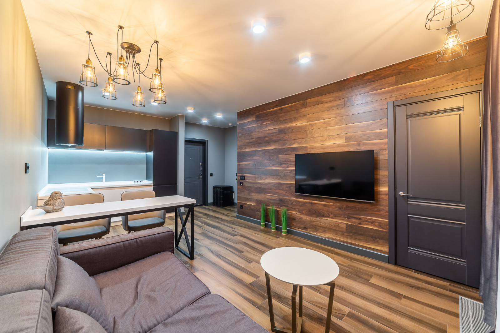 Современный интерьер в элементами лофта в Сочи