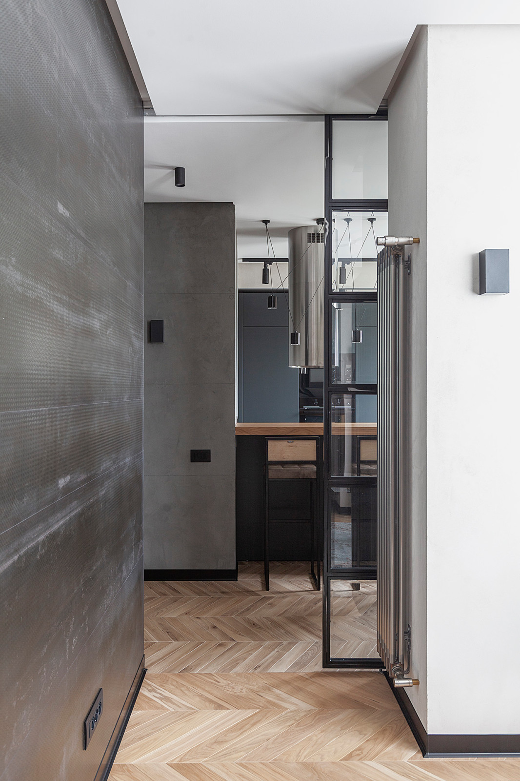 Обложка проекта: LOFT девушки-модельера