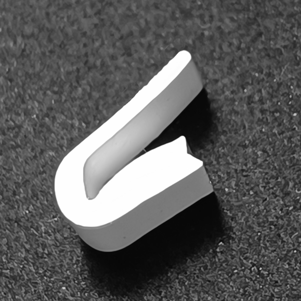 Багет для натяжного потолка