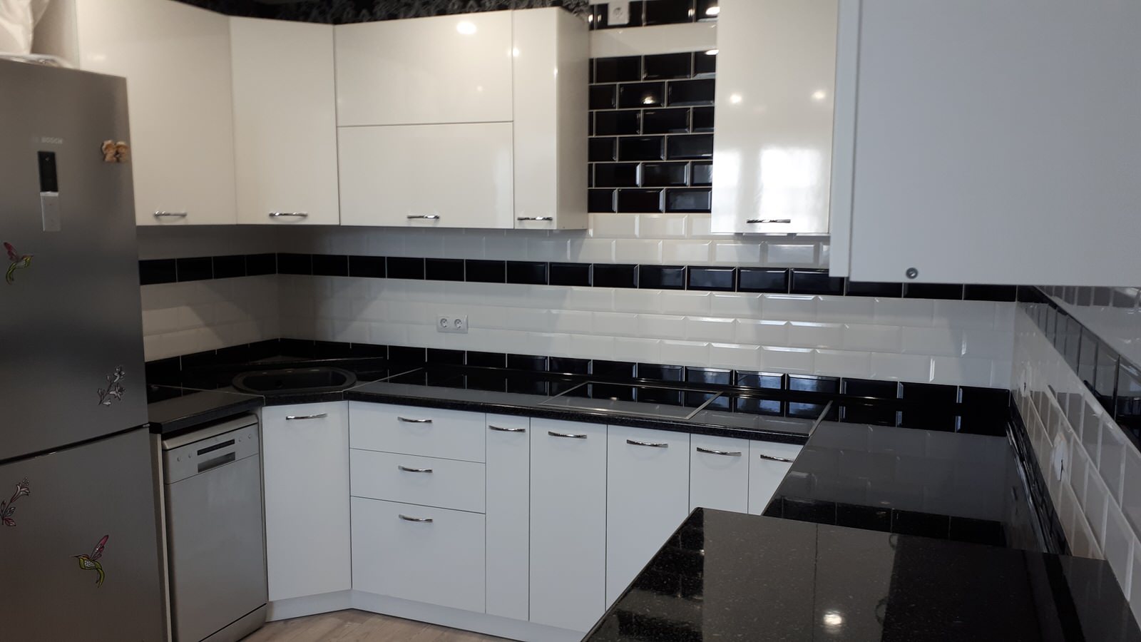 Кухонные гарнитуры