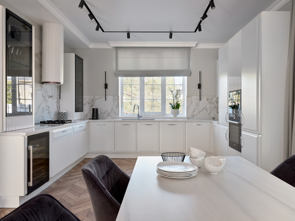 Современный интерьер с нотками классики: дом в Воронеже