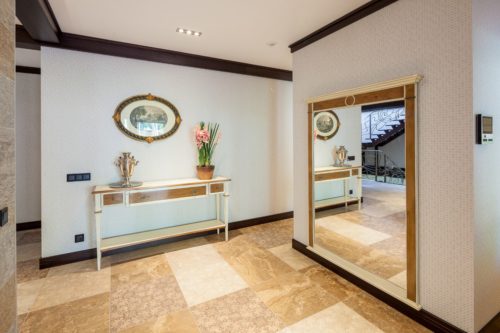 Интерьер трехэтажного загородного дома в Нижегородской области