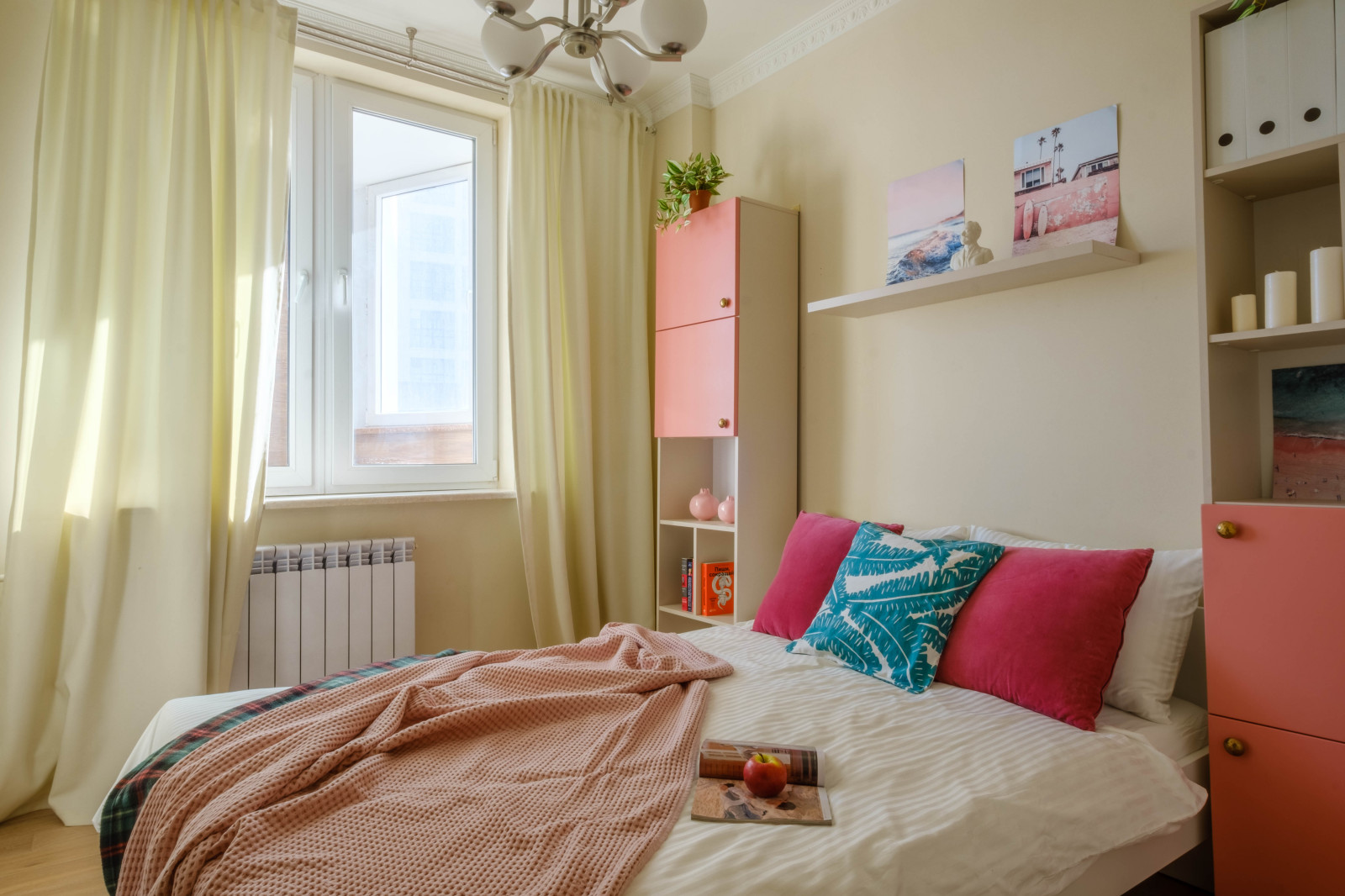 Двухкомнатные апартаменты для посуточной сдачи. ЖК Ладья