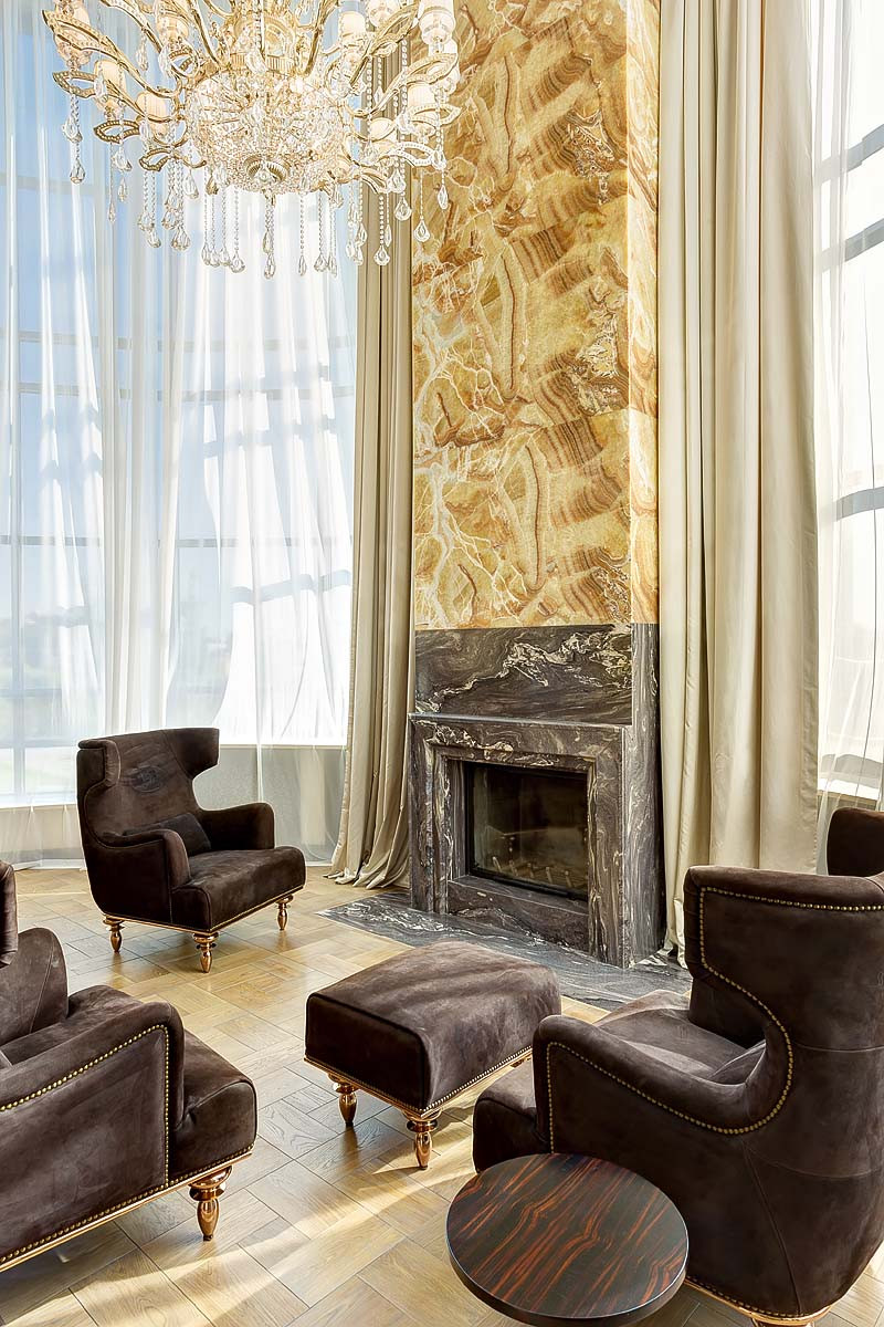 Дом в бежевых тонах