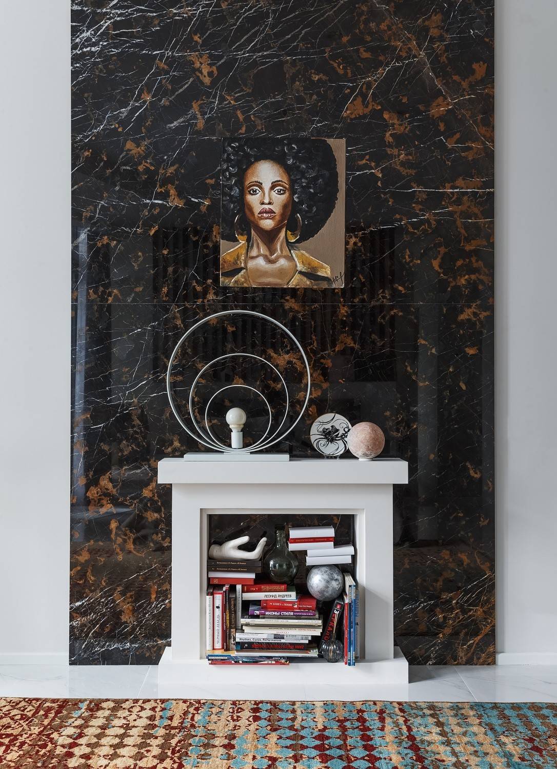 Вопрос: Чем работа стилиста отличается от работы декоратора