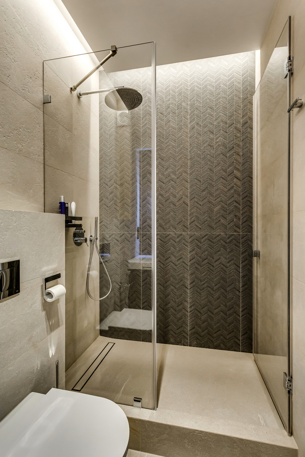 Фото реализации проекта "Квартира в доме с часами"