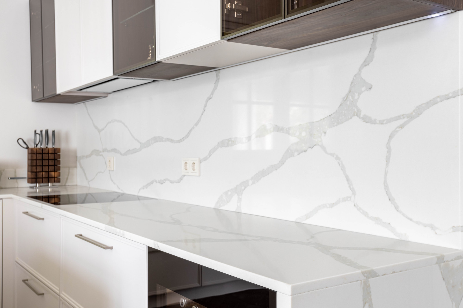 Teltos Alabaster. Песочное. Кухня