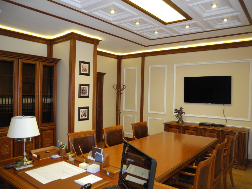Кабинет в классическом стиле