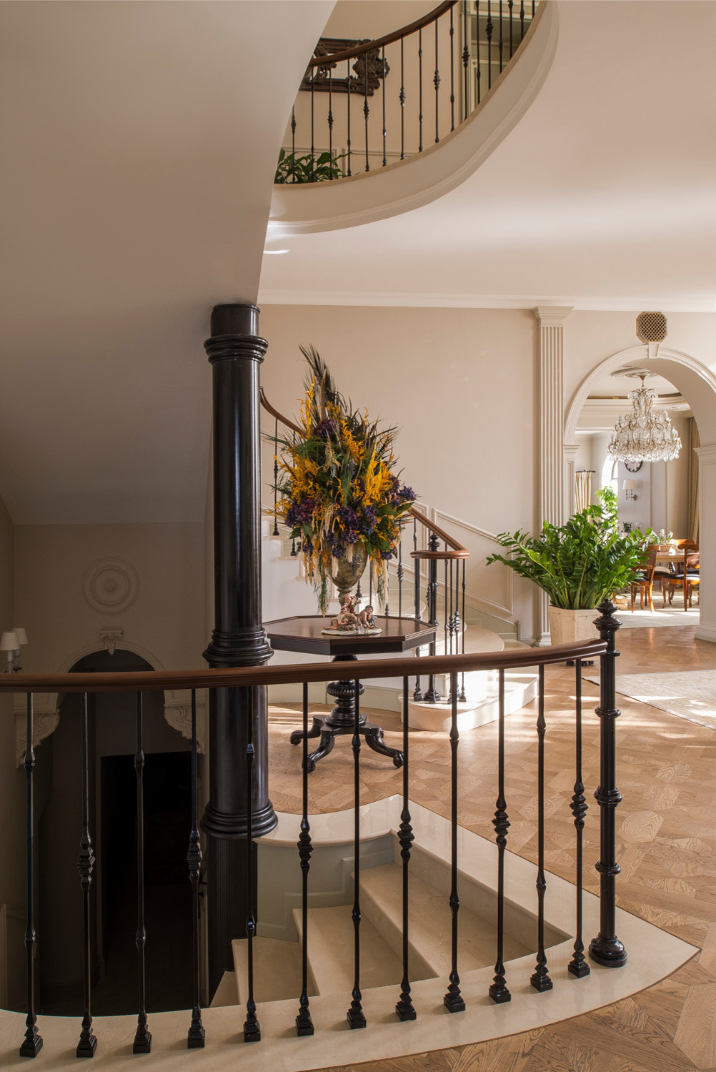 Съемка дома на Новой Риге, 1950 м². Дизайнер Анна Першхайло.