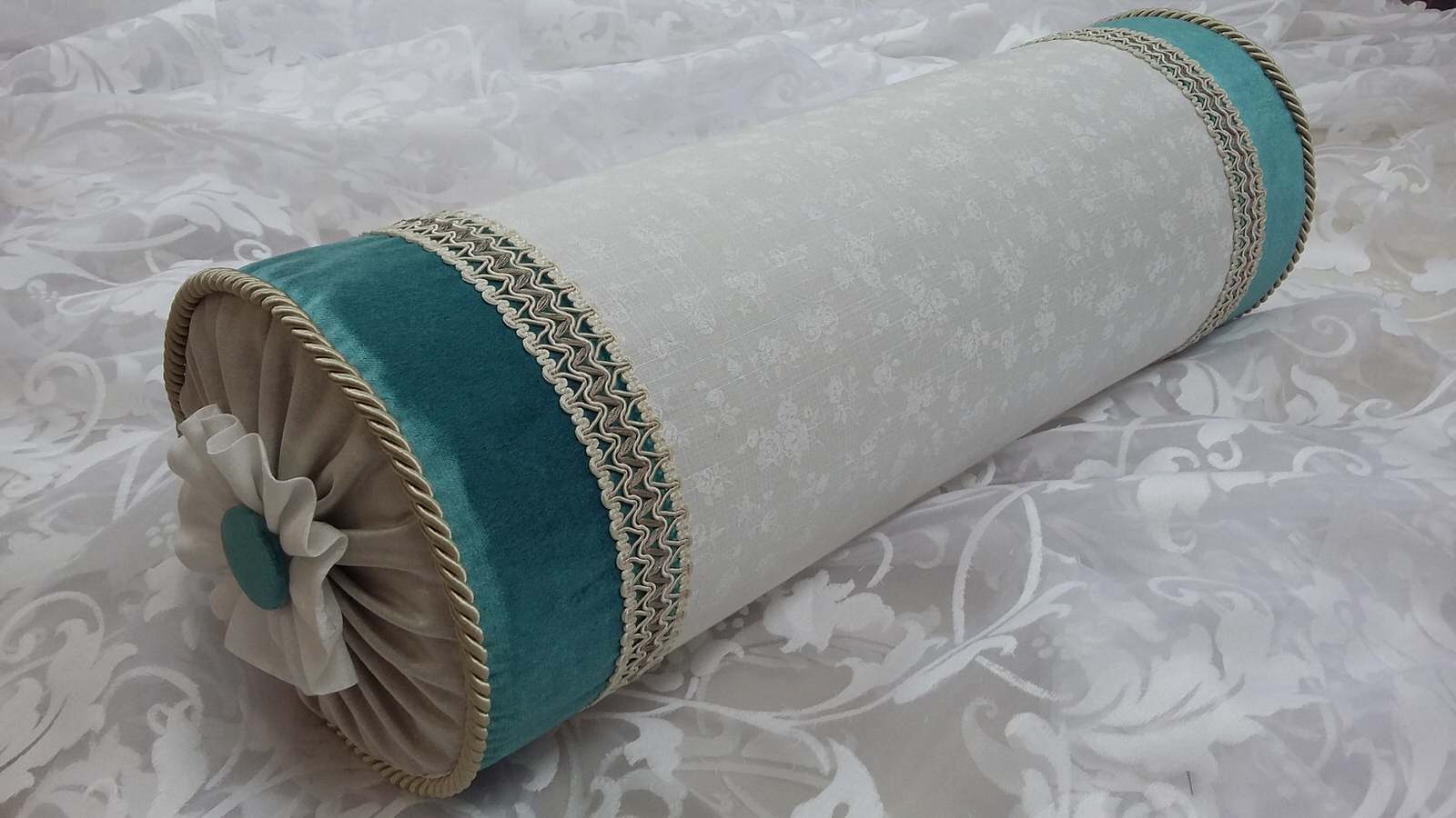 Детали, которые делают дом уютней. Из наших работ.