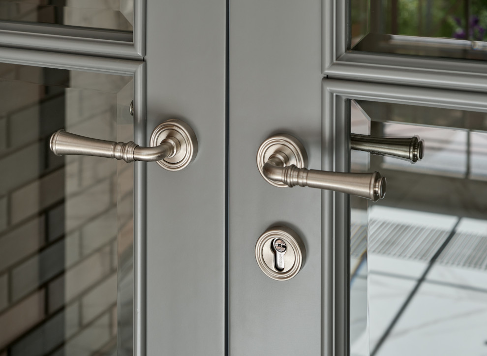 Серые двери Орлеан