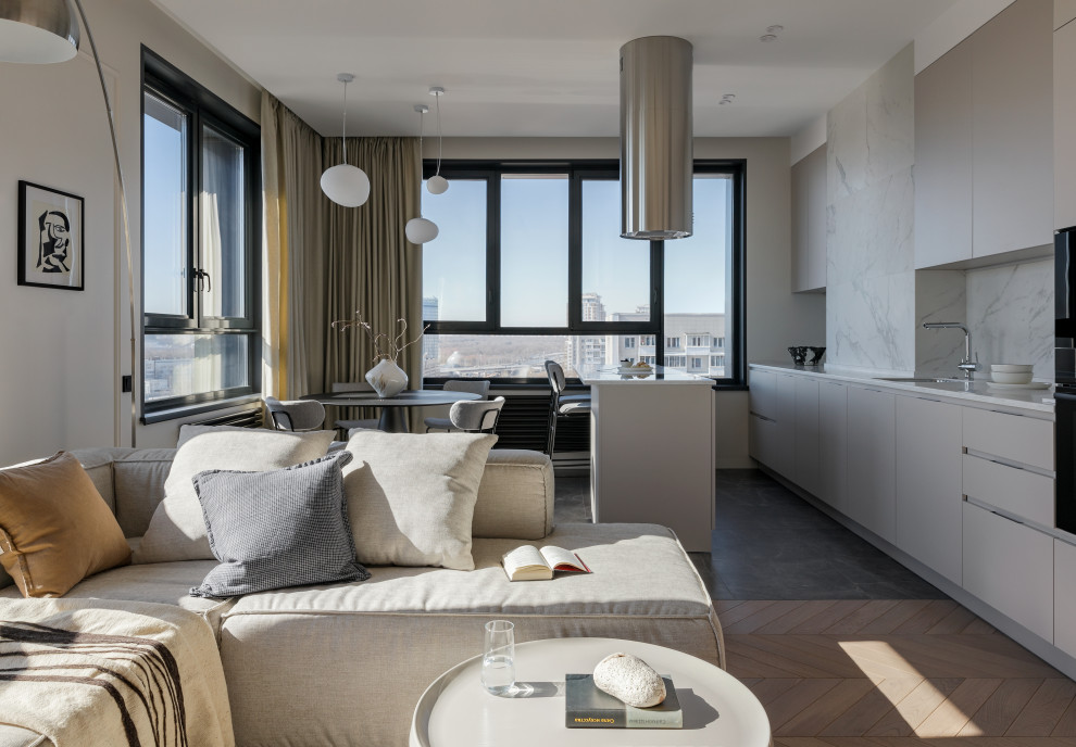 Stylish apartment with masterbedroom and home office