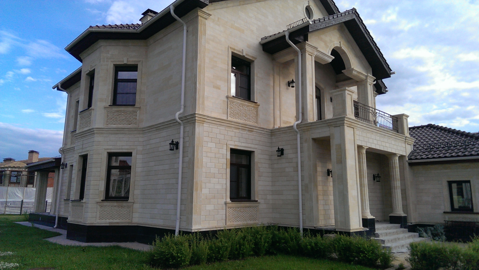 Дома из кирпича