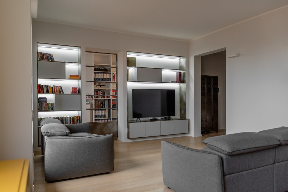 Обложка проекта: Milano, via Luigi Anello