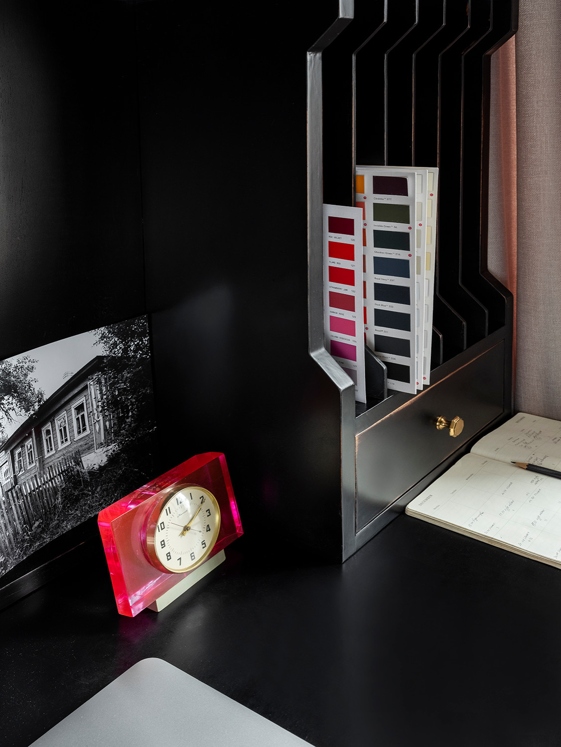 Комната-кабинет интерьерного фотографа Дины Александровой