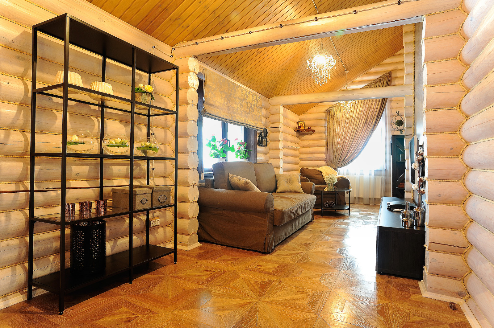 Бревенчатый дом для гостей