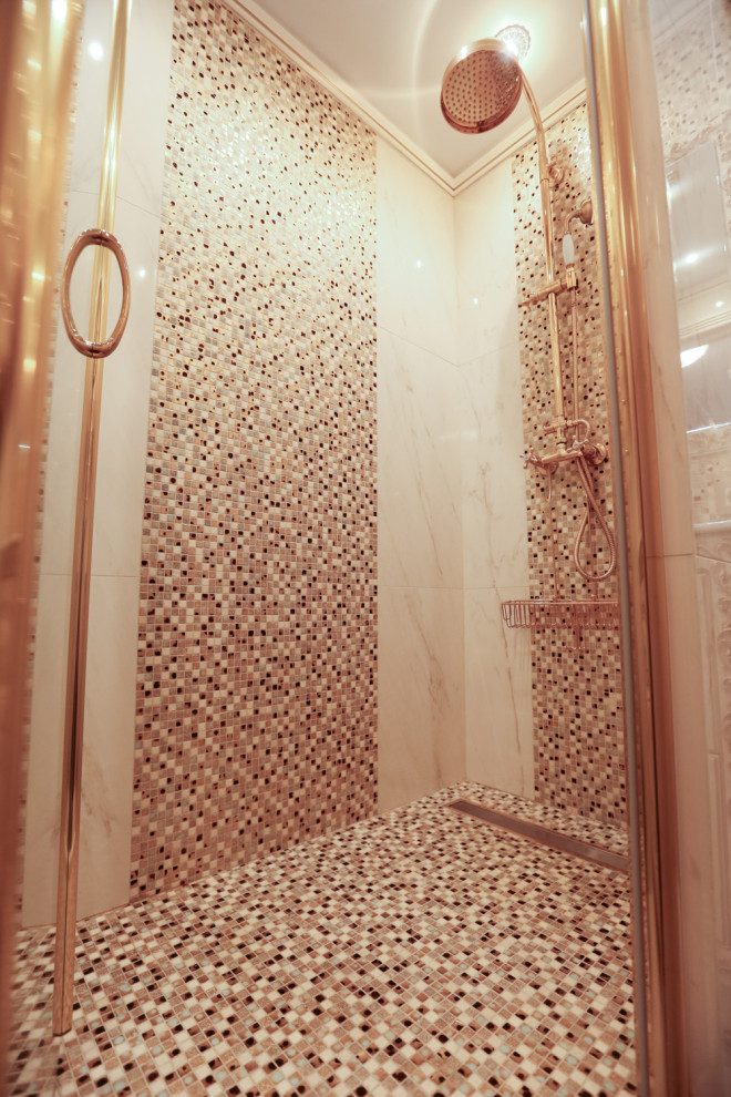 Симфония классики в душевой зоне