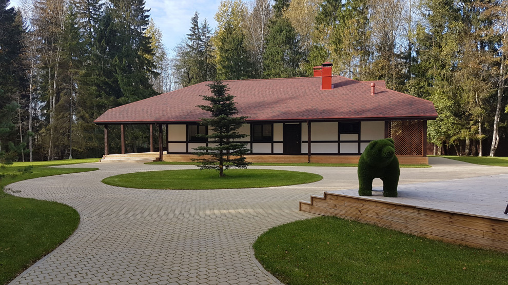 Коттедж с имитацией фахверка