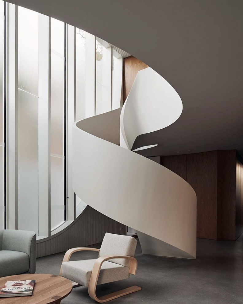 Обложка проекта: Лестница из цветного бетона