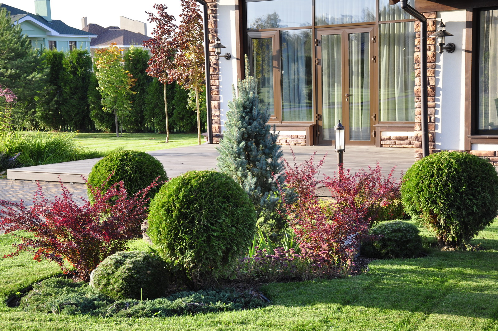 кп "Папушево" - Профессиональный уход за садом - 100% качество!