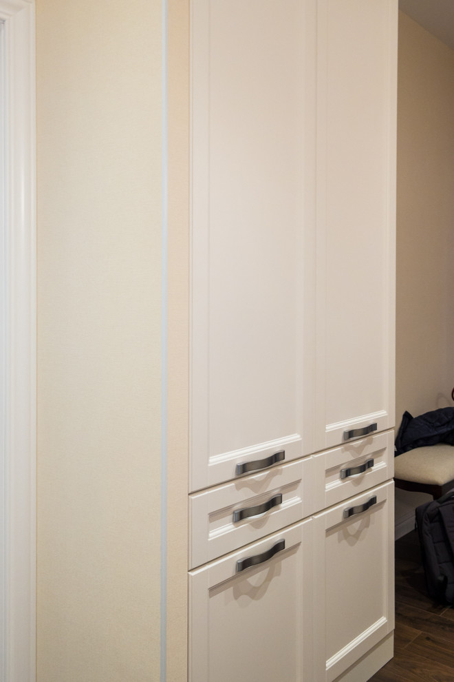 Шкафы в стиле неоклассика