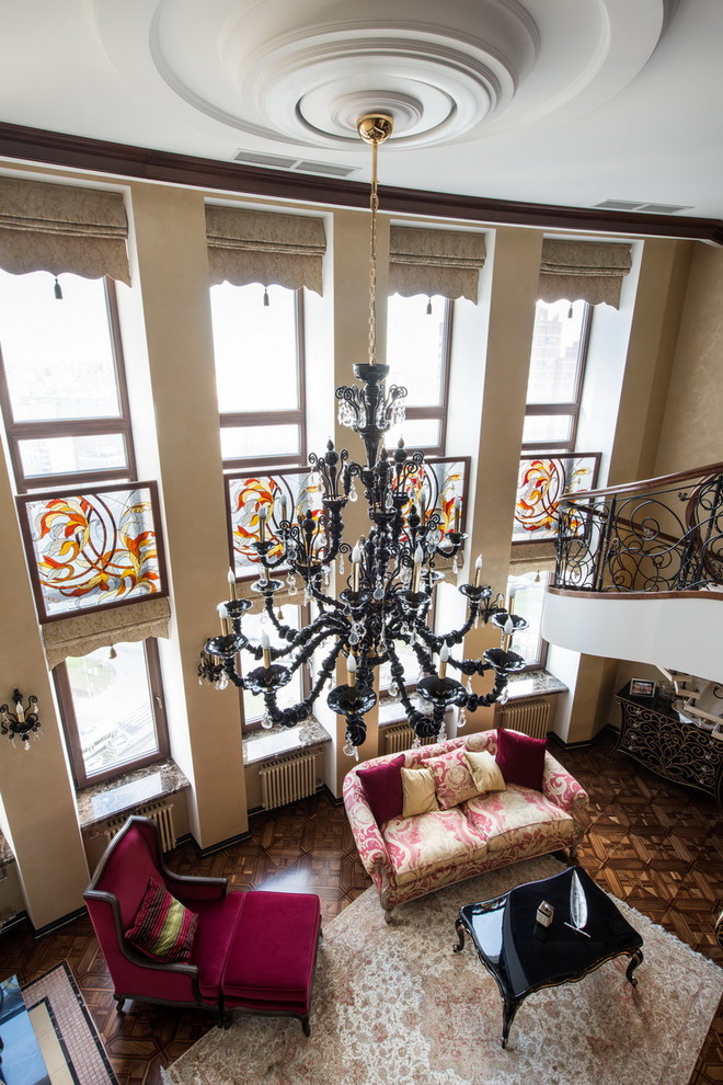 Двухуровневая квартира с камином