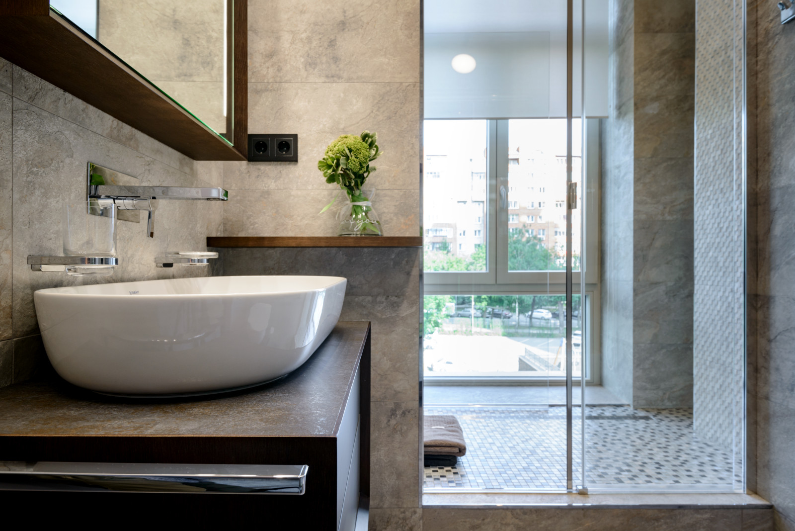 "Выбор лучших"  Трехкомнатная квартира 125 м.кв.