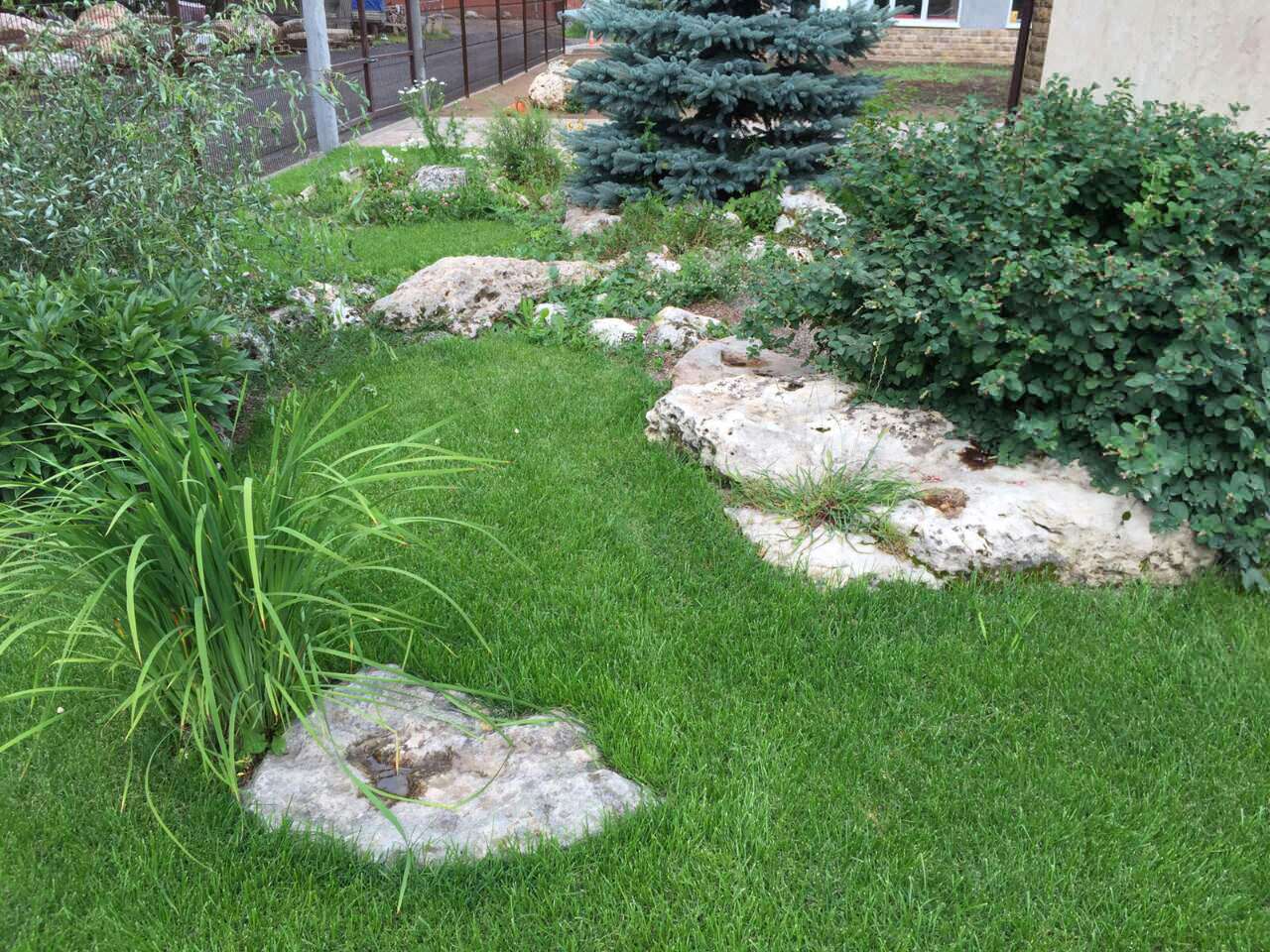 Обложка проекта: Природный камень песчаник в ландшафтном дизайне