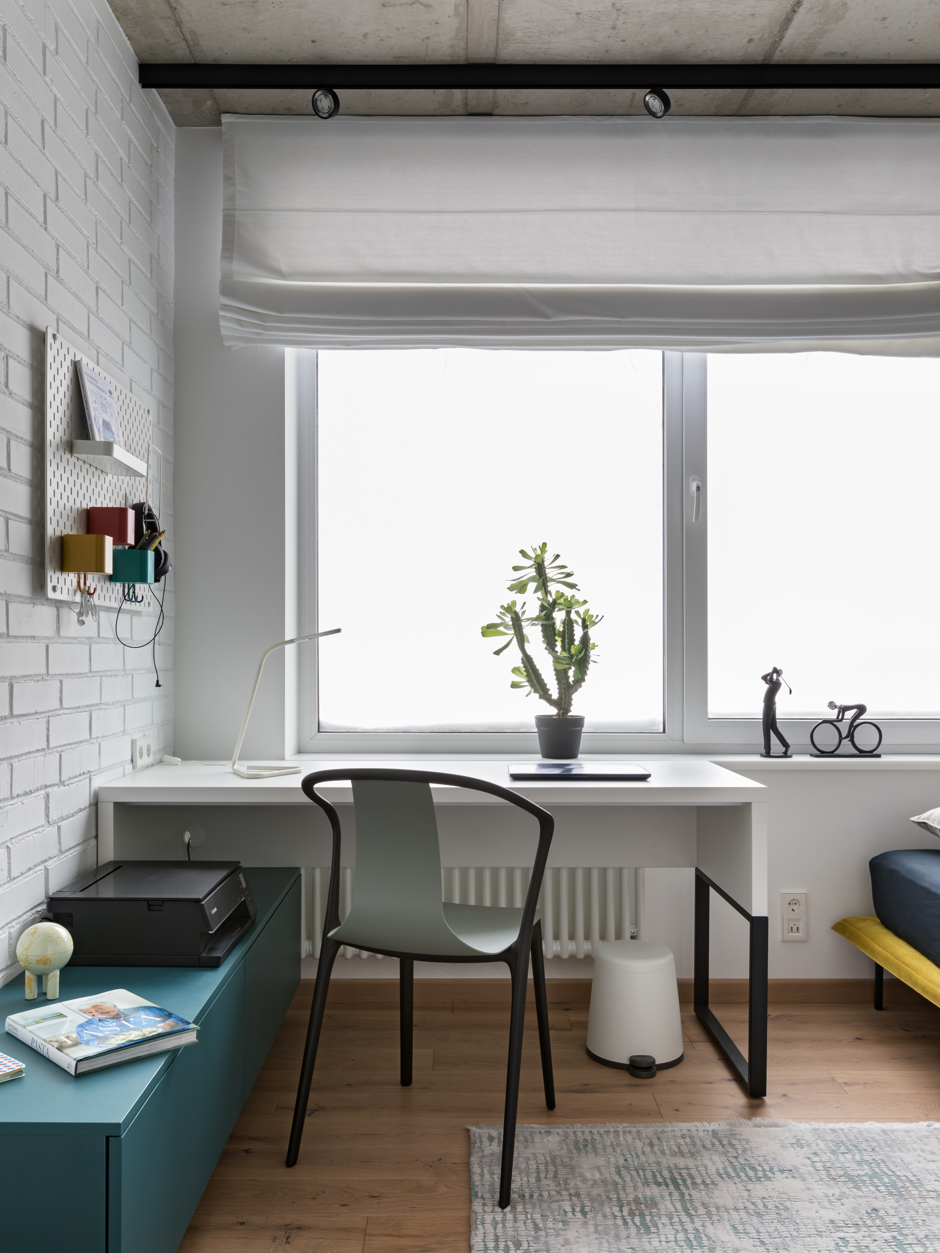 В гостях: Минимализм с акцентами на живопись