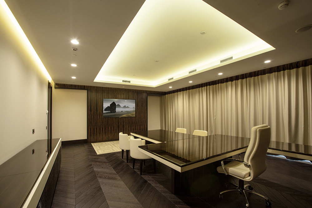 Офис (240 кв.м)