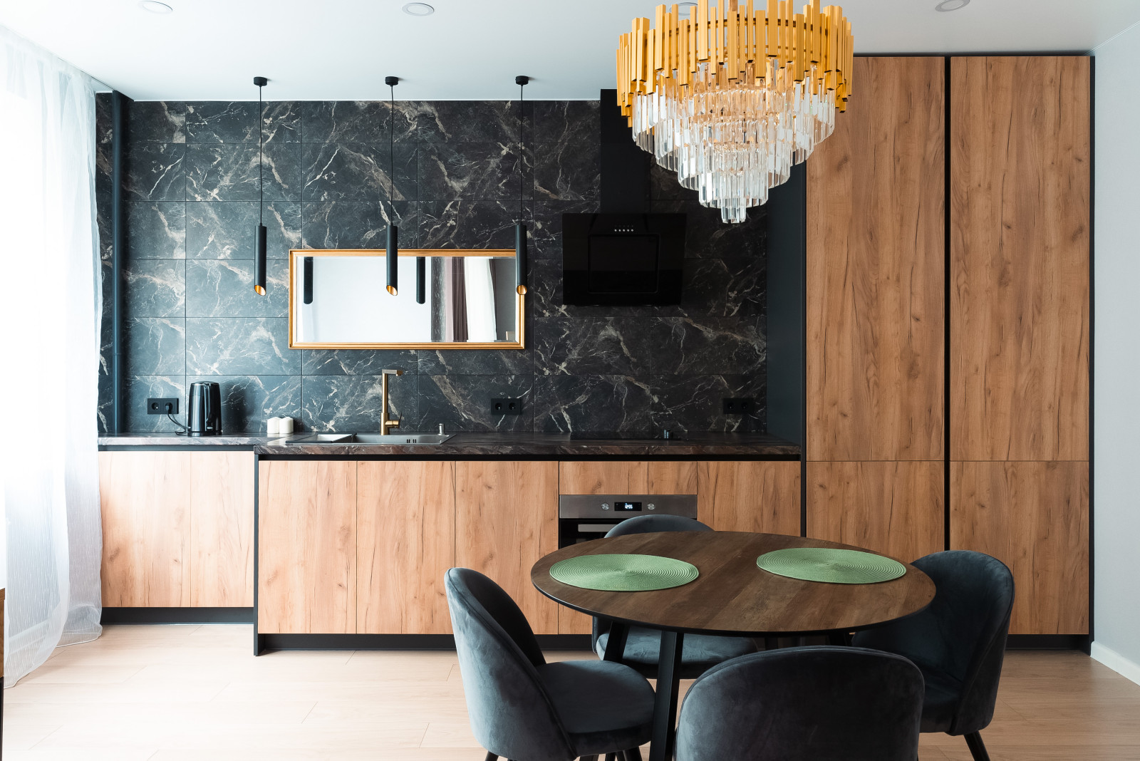 Фоновое изображение профиля Мария