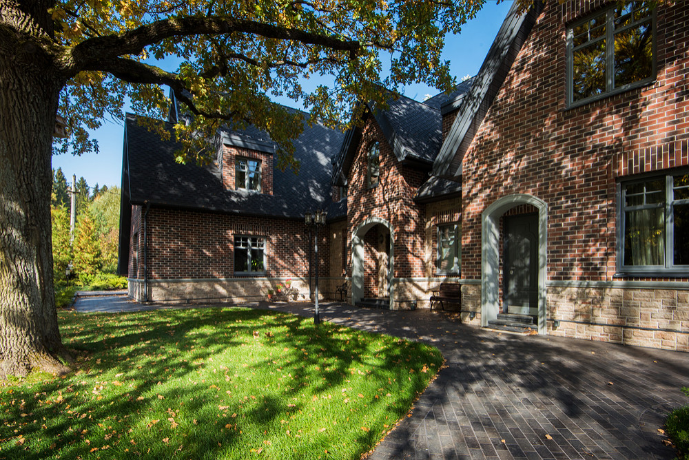 Загородный дом в стиле Тюдор