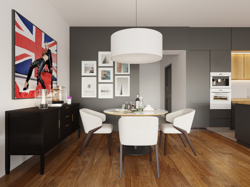 Квартира английского холостяка, Леонтьевский Мыс