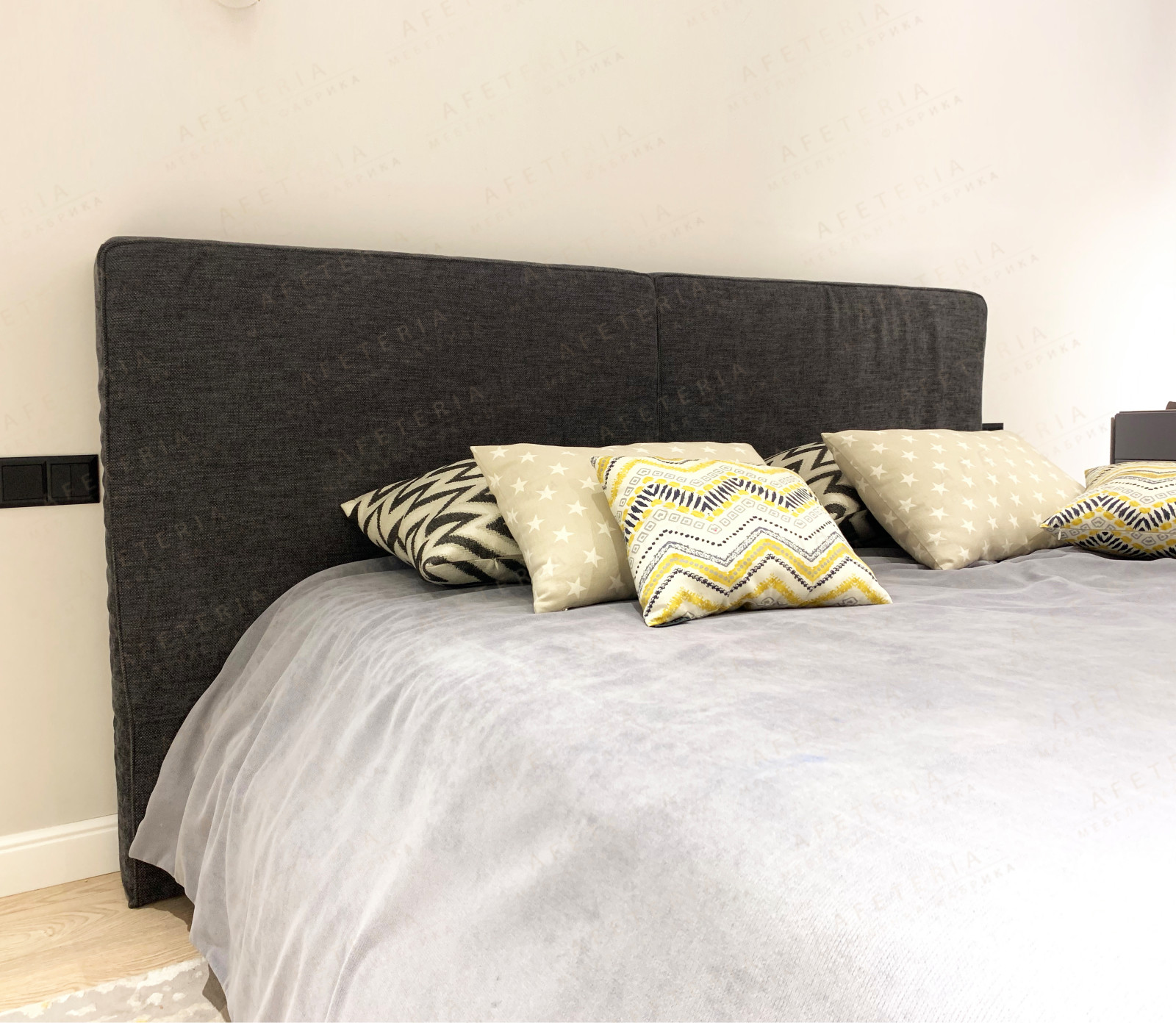 Мягкая мебель в "Екатерининский парк" - кровать в детскую