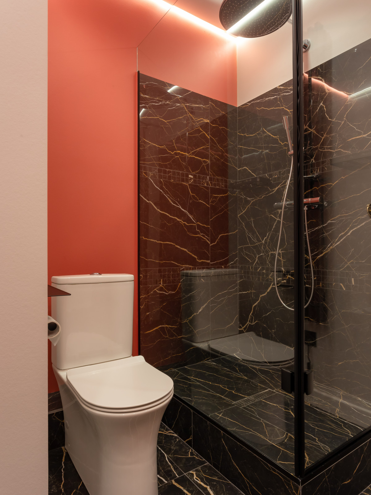 Обложка проекта: Яркие краски новой жизни родителей