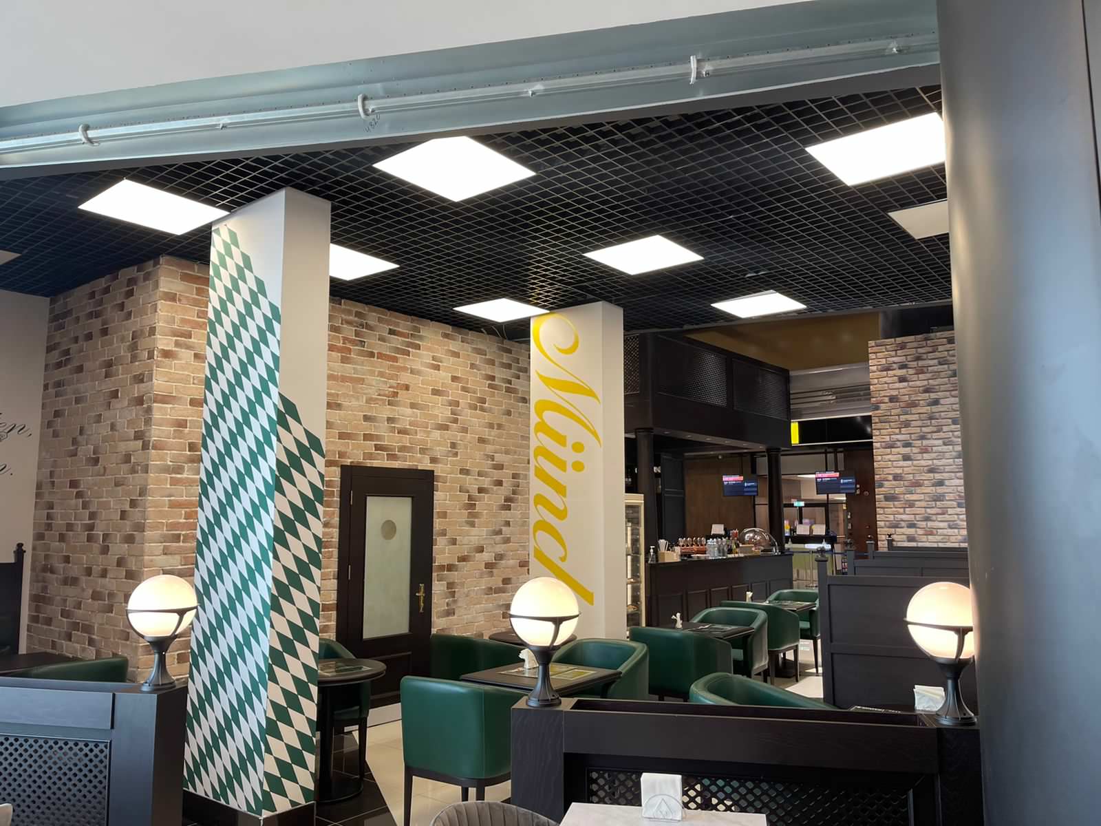 Международный аэропорт «Шереметьево» Терминал С "SPATEN HAUS" площадью 90,0м2