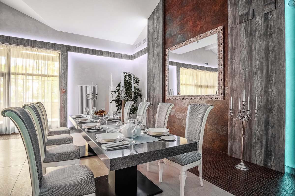 Виллы Модена и Равенна