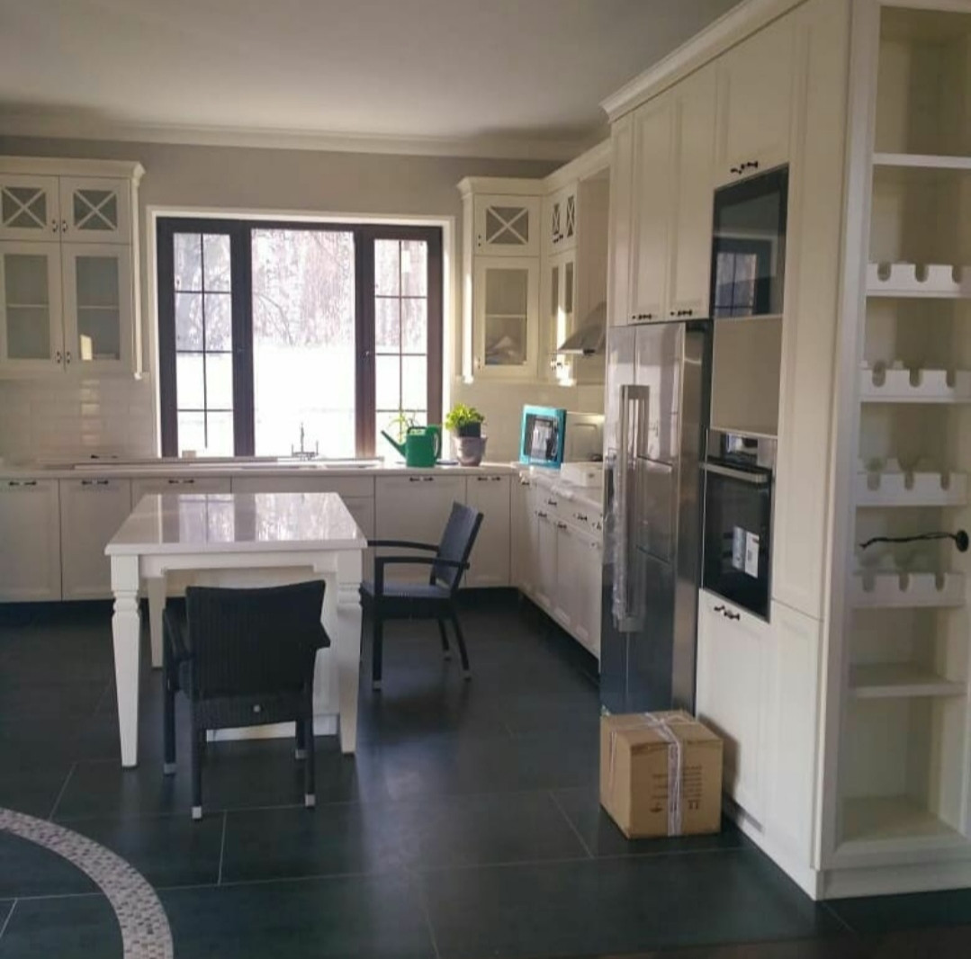 Михаил Арутюнян