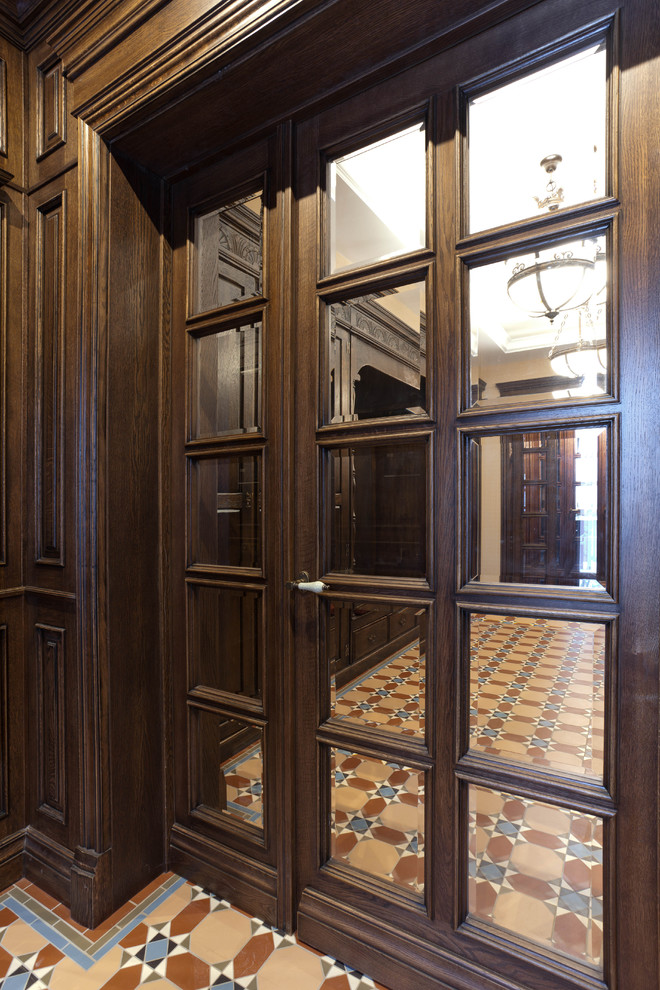 Прихожая в классическом английском стиле