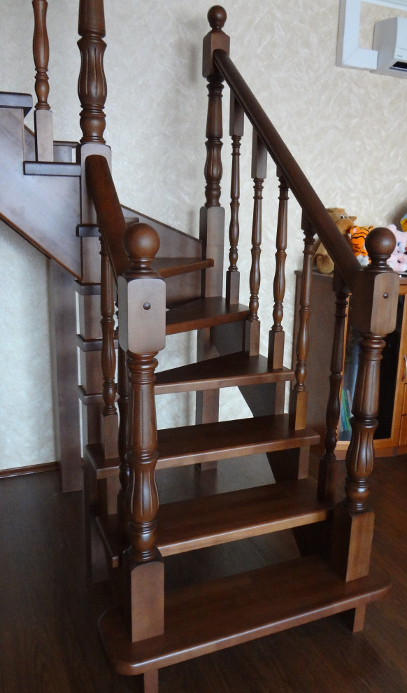 Обложка проекта: Лестница из массива бука.Самара пос.Смышляевка.