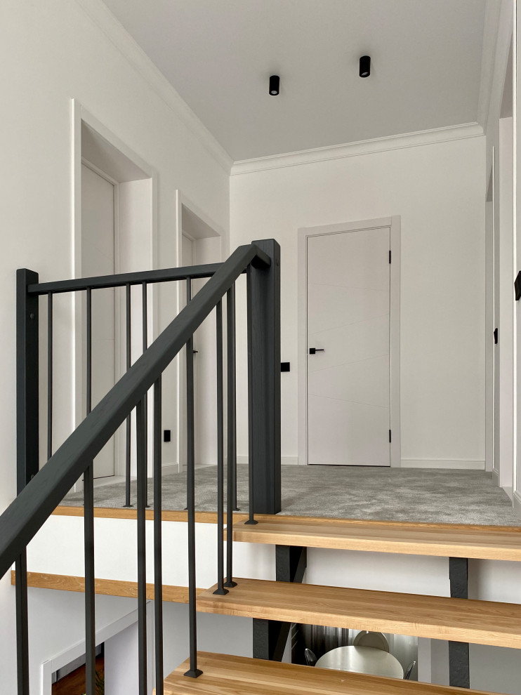 Лестничное пространство в частном доме