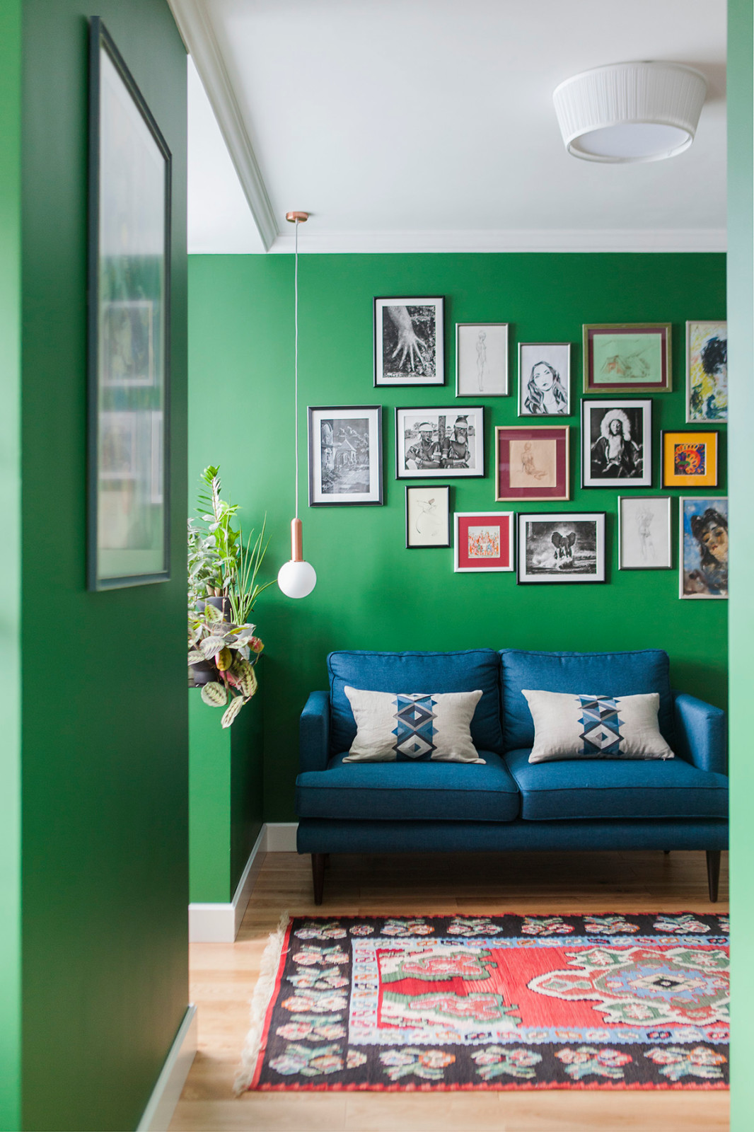 Съёмка квартиры в изумрудном цвете